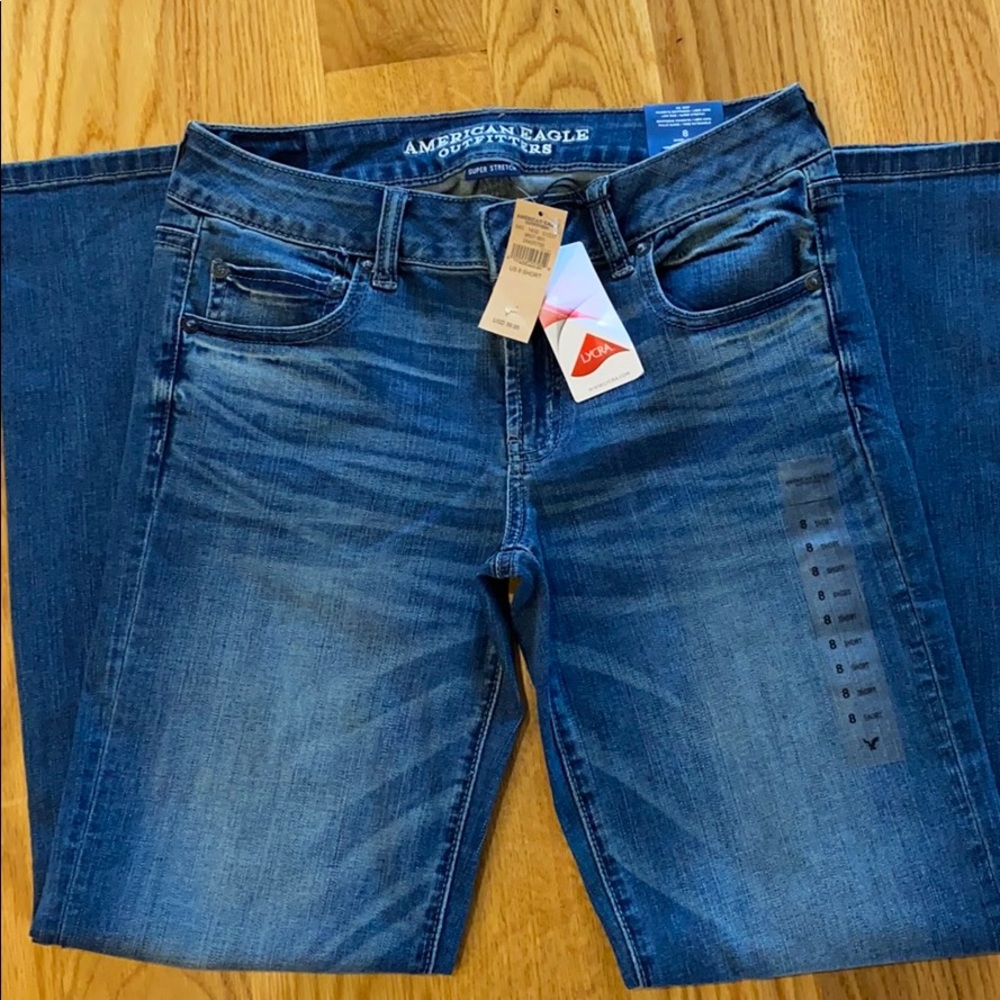 AE Favorite Boyfriend 8S- new with tags